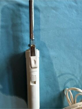 White Hair Curling Iron with Adjustable Heat Settings